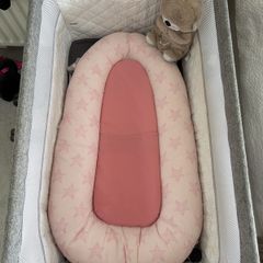 Babylo next to me + pod ( no mattress included)