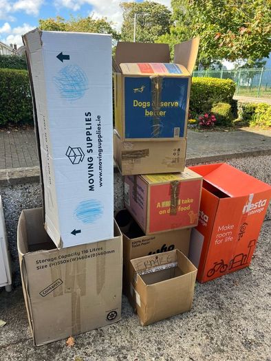 Free moving boxes