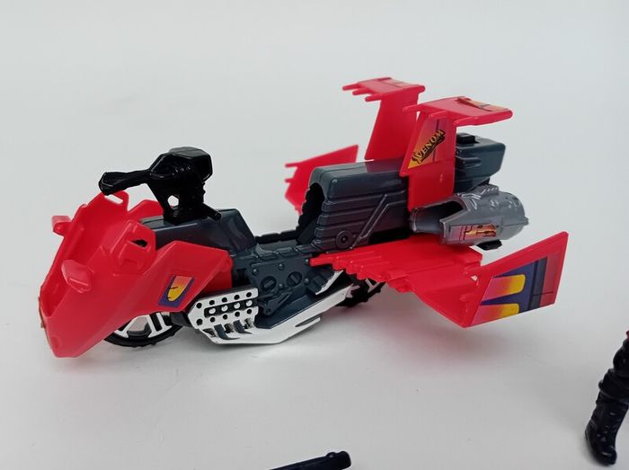 Kenner M.A.S.K. Vampire Vehicle & Floyd Malloy