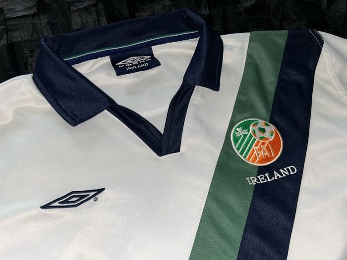 Republic Of Ireland Umbro Leisure Training Jersey Shirt 2002 World Cup Medium Ultra Rare