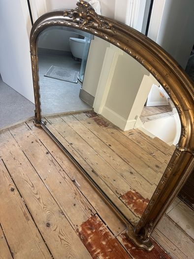 Antique style mirror