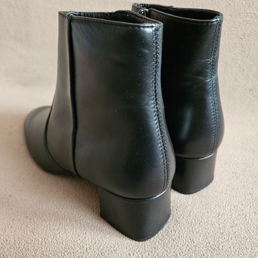 Unisa Spanish leather classic ankle boots black RRP 135 euro new & boxed size UK 3 EU 36