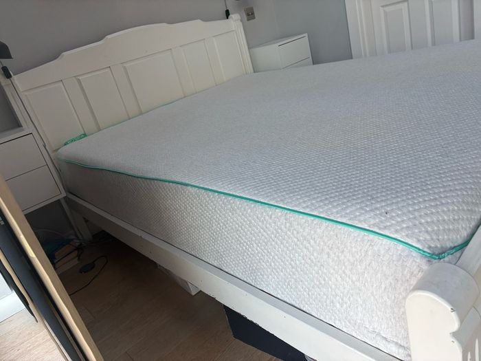 king size bed and mattress