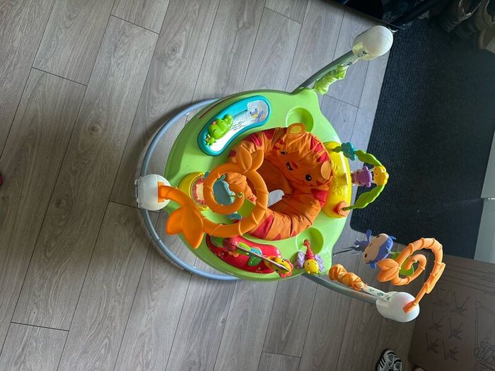 Jumparoo bouncer