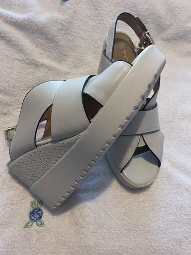 Italian leather Stonefly sandals.