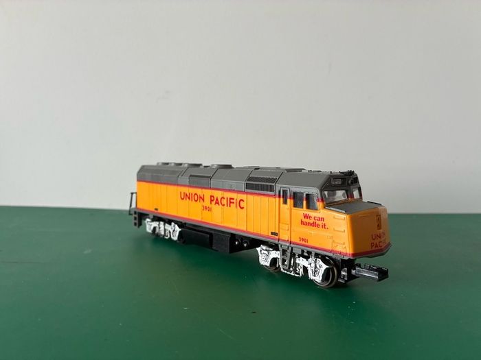 Life-Like Union Pacific 3901 OO Gauge