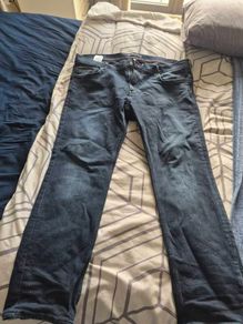 tommy hilfigure jeans