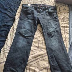 tommy hilfigure jeans