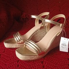 Primark Ladies Gold Espadrille Wedge sandals  Size 8/42 Brand new