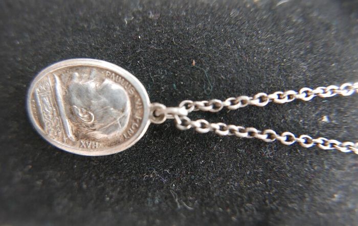 Vintage Sterling Silver 925 Pope Paul VI Holy Medal  Necklace - Religious Christian Silver Gift Pendant for Men and Women - Catholic Gift 6,8g length -18"