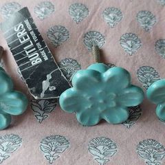 Ceramic knobs
