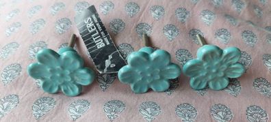 Ceramic knobs