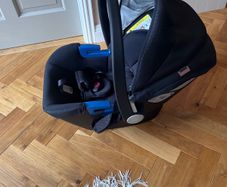 Baby carrier car seat