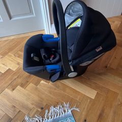 Baby carrier car seat