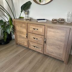 Sideboard