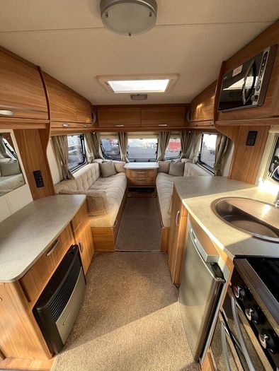 2012 Lunar Quasar 462- 2Berth