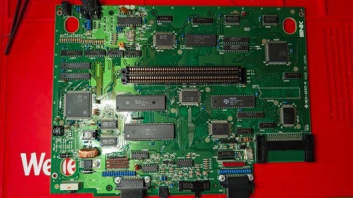 SNK Neo Geo AES 3-5 : Unibios 4.0 : Recapped : RGB Bypass : Modified