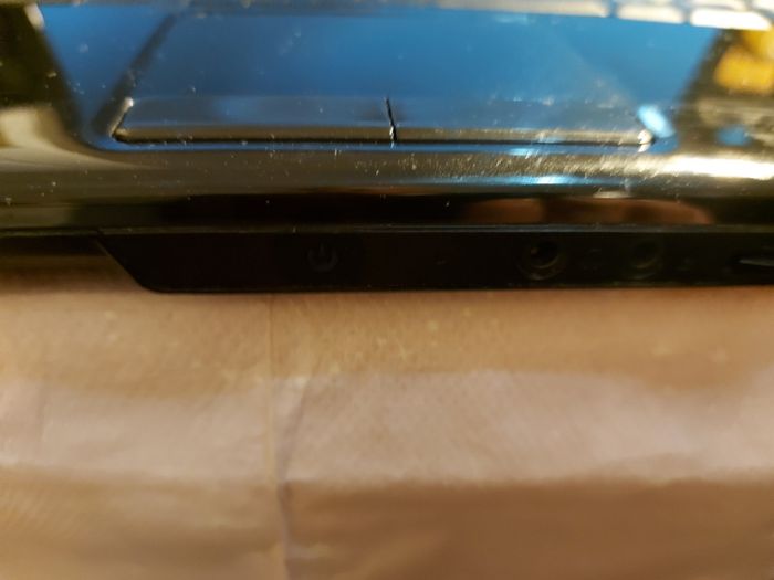 Dell Inspiron 1545, Model PP41L, Intel Pentium Dual-Core CPU T4300, 2.1GHZ, 4GB Ram, 238GB SSD, Windows 10, Microsoft Edge, chrome and VLC