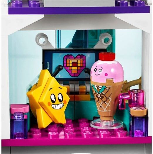 LEGO Queen Watevras So Not Evil Space Palace (70838)