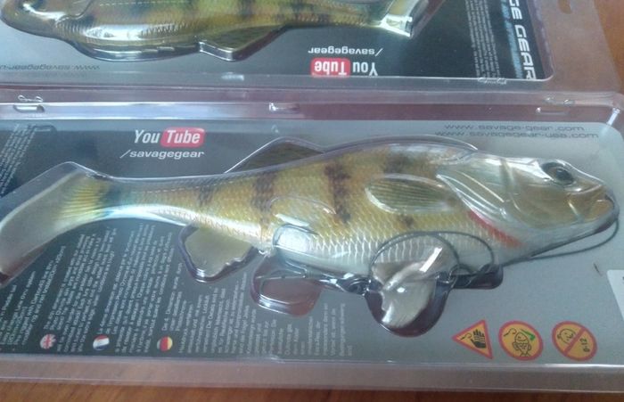 Savage Gear 4D Line Thru Perch Shad 23cm 168g