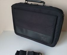 Laptop bag - targus