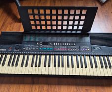 Yamaha PSR-215 Keyboard