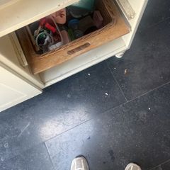 Kitchen island/centre piece