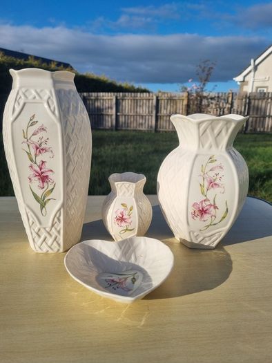 Country Trellis porcelain set by Belleek Pottery