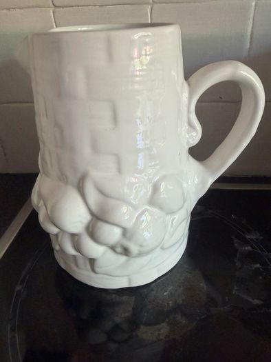 Kitchen Jugs x 3