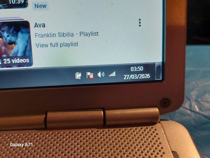 Dell Inspiron 1525, Model PP26L, Windows 7 Professional, 3GB Ram, 250GB HDD, Intel Pentium Dual CPU T2330 1.6GHz, Firefox, Opera, Chrome, and VLC
