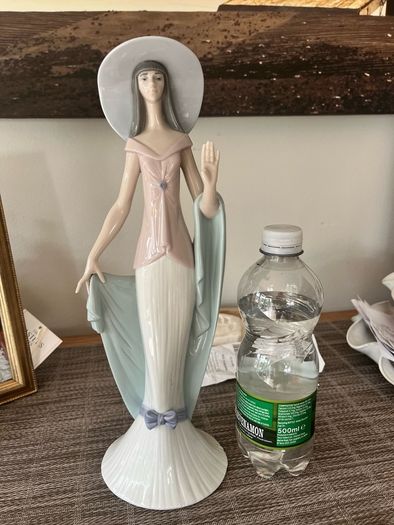 Lladro Figurine