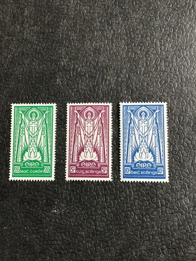 Irish stamps. St Patrick -  New Unhinged (POST FREE)