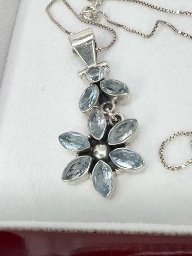 Silver Aquamarine & Sterling Silver Pendant Necklace