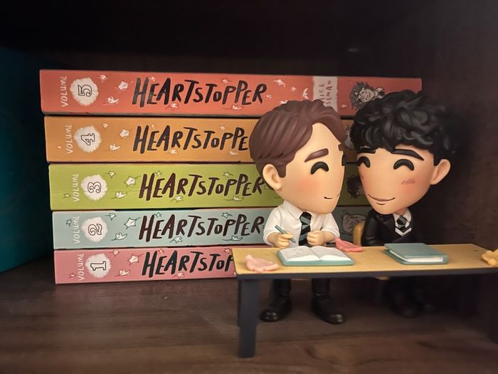 heartstopper youtooz + volume 1-5