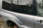 Mitsubishi Pajero 2006 rear drivers side door complete