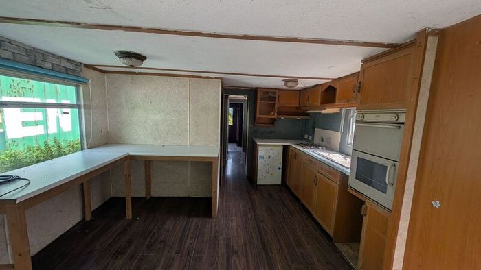 mobile home