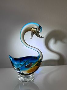 Murano style art glass swan with gorgeous colours