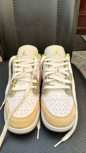 Air Jordan 1 Low Pastel Grind Vivid Green (GS) Size 5.5 UK