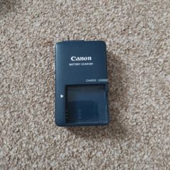 Canon CB-2LVE Camera Battery Charger
