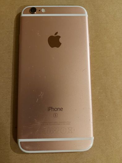 Bundle Of Apple Devices For Parts - Iphones - Ipad - Ipod - Macbook