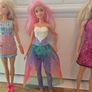 Barbies & accessories Image 6