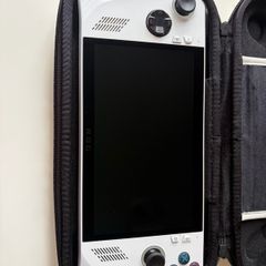 Asus Rog Ally (Z1 Extreme)