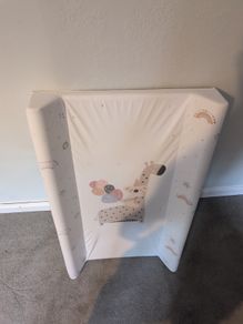 baby changing mat