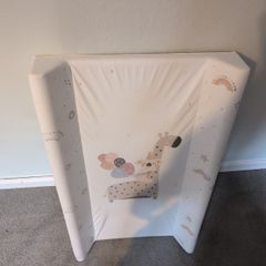 baby changing mat