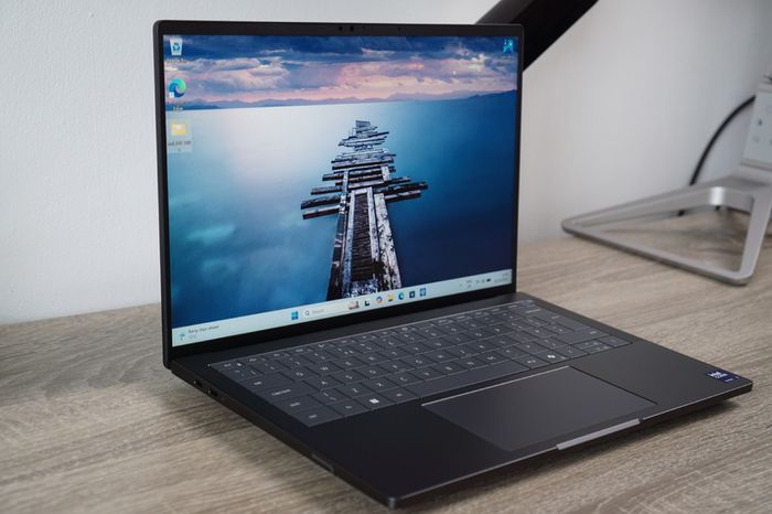 New Dell Pro Max 14 Premium | Core Ultra 7 265H | RTX PRO 1000 Blackwell | 32GB 8400 MT/s | 512GB