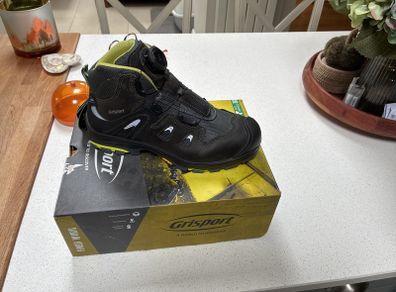 steel toe boots