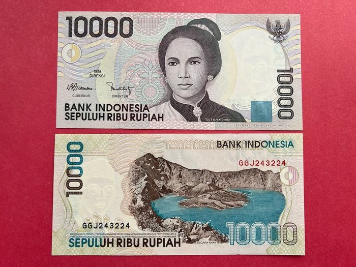 Indonesia  10,000  Rupiah  2003  Pick  137f.  ( Uncirculated )