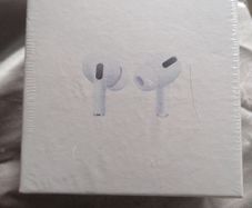 apple airpods