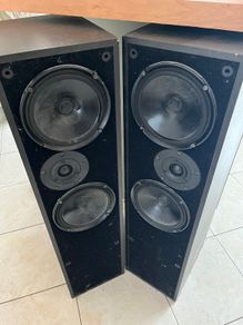 Dali 104 Speakers