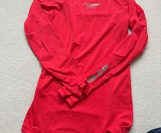 O Neills red size M rash vest